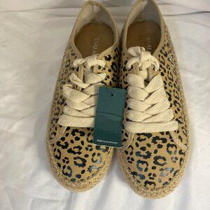 EMU Australia Women's Leopard Agonis Canvas Espadrille Shoes, size 10 M
